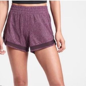 EUC Athleta Printed Mesh Racer Run Short 4"- M